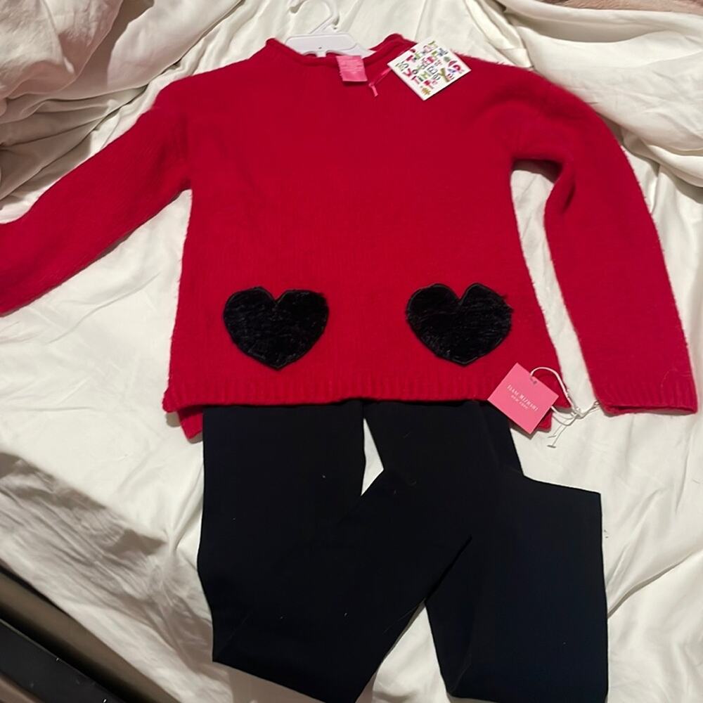 Isaac Mizrahi 6x black leggings red sweater hi/low hem black heart pockets nwt